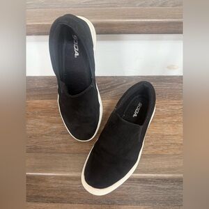 SODA - Black Suede Slip-on Sneakers - Size 7.5